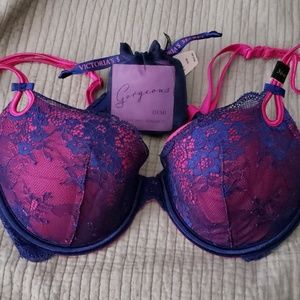Gorgeous never used/worn Victoria Secret bra
